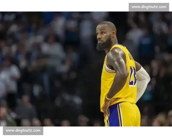 ESPN 制片人钦点詹姆斯:退役后或成战术分析标杆 ESPN 制片人钦点詹姆斯:退役后或成战术分析标杆
