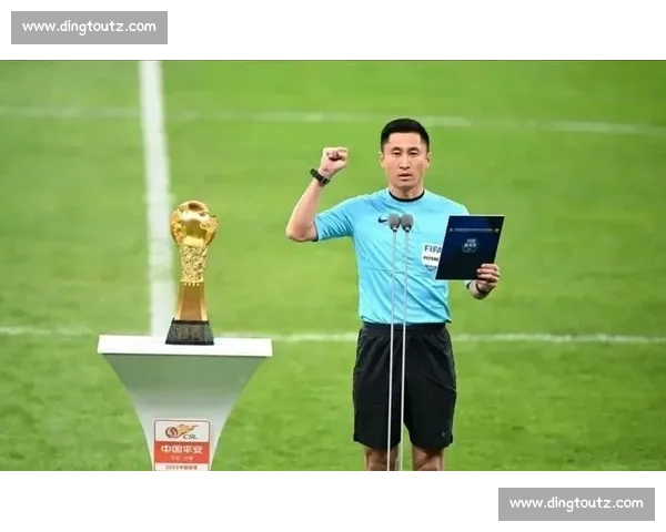 国际金哨塔基执法上海德比,马宁坐镇第四官员 国际金哨塔基执法上海德比,马宁坐镇第四官员