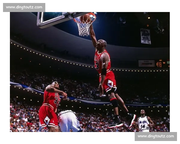 科比对决乔丹砍下五十五分书写NBA历史经典之夜永恒对决青春传奇